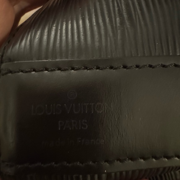 LV epi Sac d’epaule - Picture 6 of 14